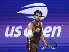 
      
      Alcaraz storms into US Open third round after beating Faria
      
      