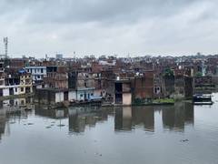 
      
      UP: Ganga, Yamuna water levels rise, flood Prayagraj riverfront
      
      