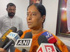 
      
      Konda Surekha hits at CM Revanth Reddy over cabinet removal
      
      