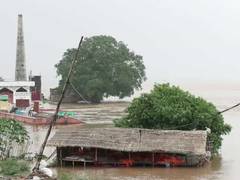 
      
      Bihar: Ganga river likely to cross HFL in Patna in next few hours
      
      