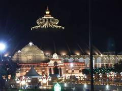 
      
      Mathura glows in festive lights as huge crowds gather for Janmash
      
      