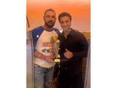 
      
      Yuvraj Singh wishes Abhishek Sharma on his 26th birthday
      
      