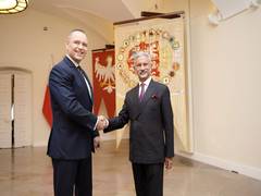 
      
      Jaishankar meets Polish President Nawrocki and FM Sikorski
      
      