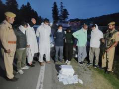 
      
      Shopian police apprehend 7 persons for suspicious ‘Trath Gola’
      
      