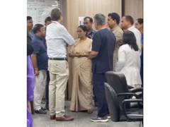 
      
      3 killed in Satya Niketan building collapse, says Delhi Police
      
      