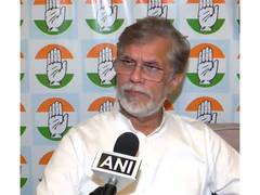 
      
      'Shortage of hostels', says Pawan Khera on Satya Niketan building
      
      