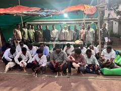 
      
      Task Force busts cockfighting racket in Hyd; 22 arrested
      
      
