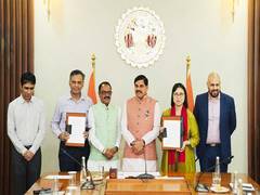
      
      ADB signs first Transaction Advisory Pact in India with MP govt t
      
      