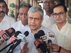 
      
      PM Modi to inaugurate completed DFCs tomorrow: Ashwini Vaishnaw
      
      