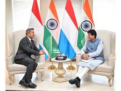 
      
      Piyush Goyal meets Luxembourg’s Dy PM Xavier Bettel in New Delhi
      
      