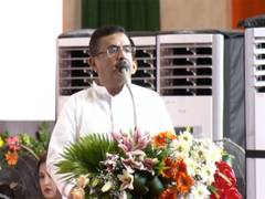 
      
      West Bengal CM restricts DJ sound during upcoming Durga Puja
      
      