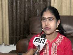 
      
      S Vijayadharani on Madurantakam, Dharapuram by-polls
      
      