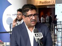 
      
      'FCNR(B) inflows can boost bank lending, support festive demand'
      
      