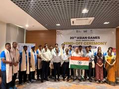 
      
      Indian swimming team gets warm send-off ahead of Asian Games
      
      