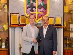 
      
      Sergio Gor explores Darjeeling with Harsh Shringla
      
      