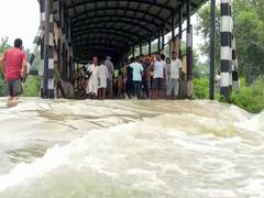 
      
      Ramganga flood Threatens Moradabad villages
      
      