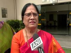 
      
      BRS delegation to meet NCW over alleged manhandling of Women MLAs
      
      