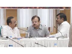 
      
      Directives issues to address power crisis: Keralam CM
      
      