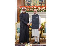 
      
      PM Modi, Abu Dhabi Crown Prince discuss key sectors in bialteral
      
      