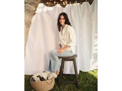 
      
      Courteney Cox recalls encounter with Barbara Schroeder 
      
      