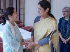 
      
      Annpurna Devi meets Philippines First Lady Louise Araneta-Marcos
      
      