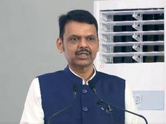 
      
      CM Fadnavis hails 222-year-old Asiatic Society of Mumbai
      
      