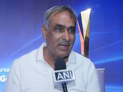 
      
      Dronacharya Awardee coach Khokhar notes KCL's growing impact
      
      