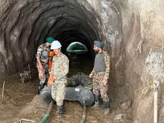 
      
      Nepal: Chilime tunnel rescue closer to breakthrough
      
      