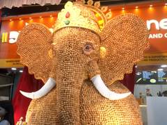 13-ft Ganesha idol made of pani puri leaves people in Pune amazed