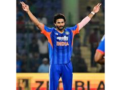 
      
      “He is gold”: Chopra hails Bumrah
      
      