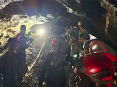 
      
      Nepal: Mortal remains of five people extricated from Chilime Tu
      
      