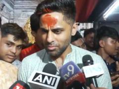 
      
      Suryakumar visits Lalbaugcha Raja Ganesh Pandal, offers prayers
      
      