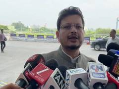 
      
      Ritabrata-led TMC delegation leaves for Delhi to meet ECI over pa
      
      