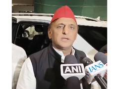 INDIA Bloc Protests at Election Commission Over Voter Roll Revision