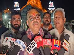 BJP's Chugh Accuses AAP of Plundering Punjab, CBI Raids CM's Office