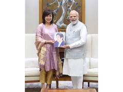 PM Modi Meets Akie Abe, Hails Shinzo Abe as Visionary