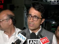 BJP Alleges Rahul Gandhi Manhandled Woman Journalist