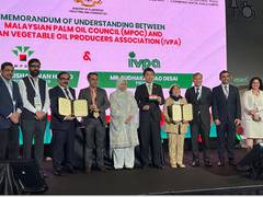 
      
      Indian Vegetable Oil Producers' Association inks MOU with MPOC
      
      
