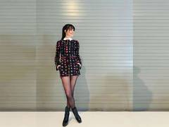
      
      Anne Hathaway recreates her 'The Devil Wears Prada' look
      
      