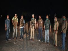 
      
      2 criminals nabbed by Agra police 
      
      