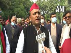 
      
      BJP defaming SP, rectifying their mistakes: Akhilesh Yadav on...
      
      