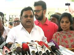 
      
      Rajinikanth will fill political vacuum in Tamil Nadu:...
      
      