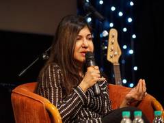 
      
      I am devastated, says Alka Yagnik on Lata Mangeshkar's demise
      
      