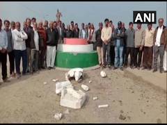 
      
      Mahatma Gandhi's statue vandalised in Gujarat's Amreli district
      
      
