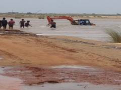 
      
      Andhra govt issues preliminary damage report on Godavari floods
      
      
