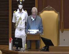 
      
      Kerala Budget Session: Opposition raises slogans against Governor
      
      