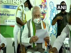
      
      Kerala Governor observes fast against dowry, attends prayer meet 
      
      