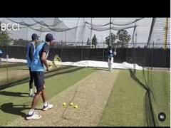 
      
      Ind vs Aus: Ashwin gives KL Rahul throwdowns using tennis racquet
      
      