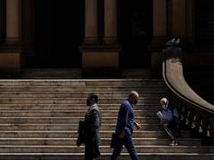
      
      Australia surpasses 100,000 COVID-19 cases amid battle...
      
      