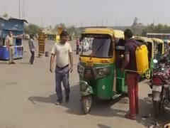 
      
      Auto, taxi drivers laud 'Janata Curfew' of PM Modi
      
      
